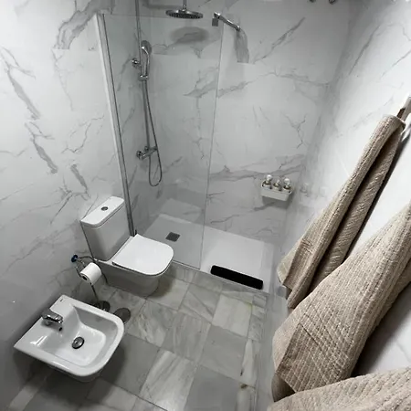 Synergy Apartment, 2 Bedroom, Center By Namaste Elite Appartamento